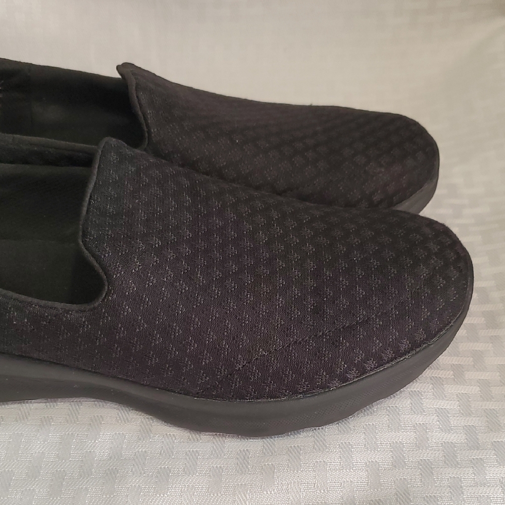 Skechers Sports Quilted Black Slipon Loafers - Picture 6 of 15